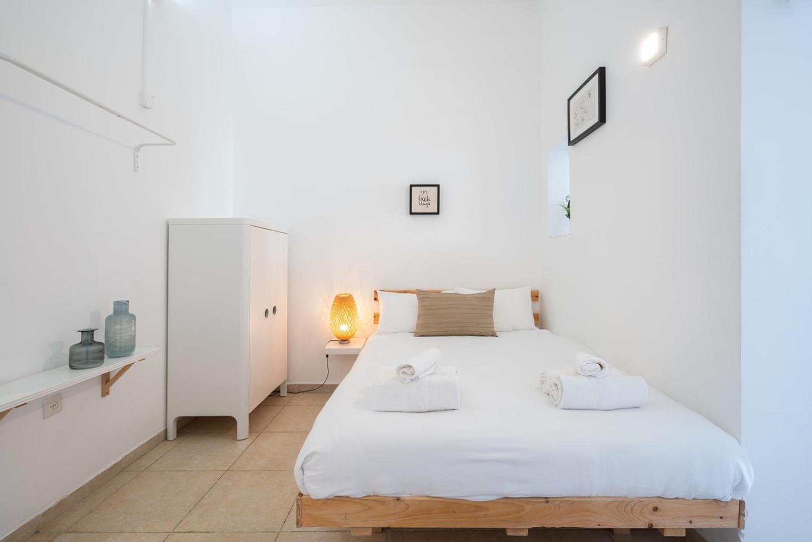 Yarkon - By Beach Apartments Tlv Tel Aviv Room photo
