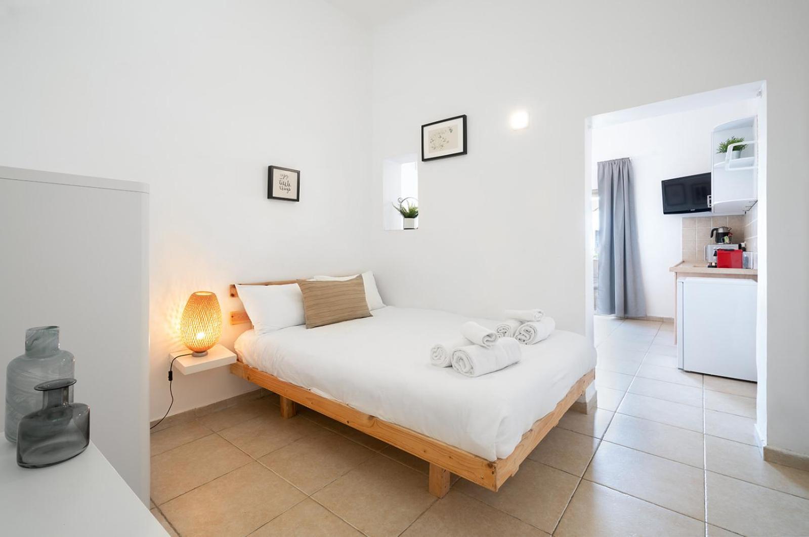 Yarkon - By Beach Apartments Tlv Tel Aviv Room photo