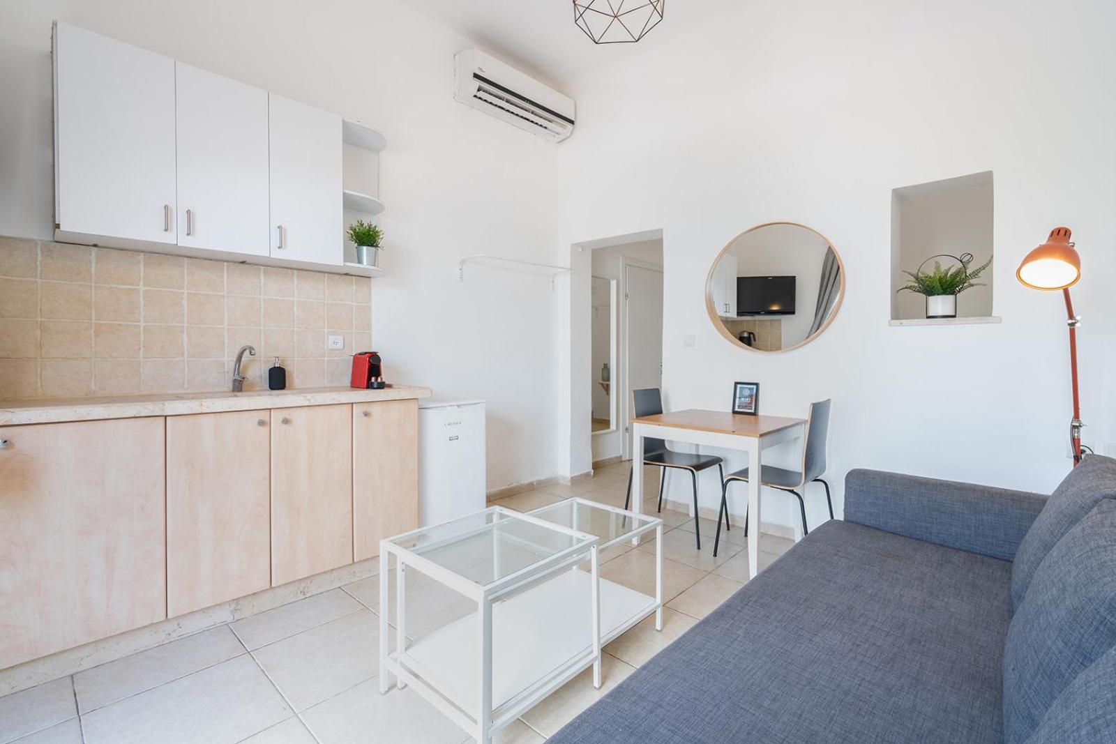 Yarkon - By Beach Apartments Tlv Tel Aviv Room photo